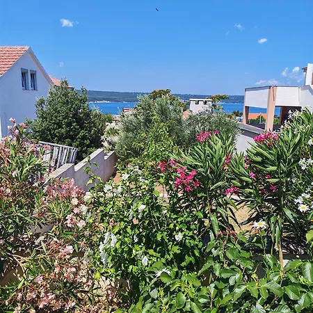 Apartament Astra Maris Gornji Karin